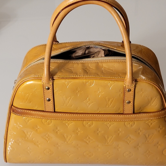 Louis Vuitton Monogram Vernis Yellow Bowling Style Handbag See Pics - Picture 5 of 16